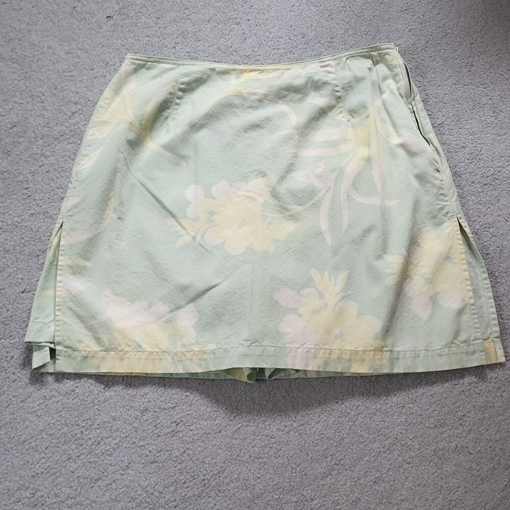 Liz Claiborne size 12 skort perfect condition